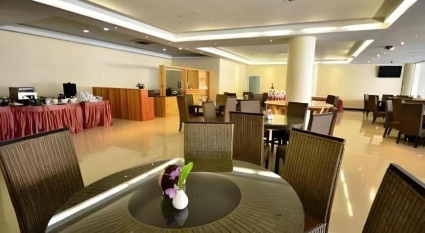 Piyaporn Hill Paradise Hotel Mae Sai Exterior photo